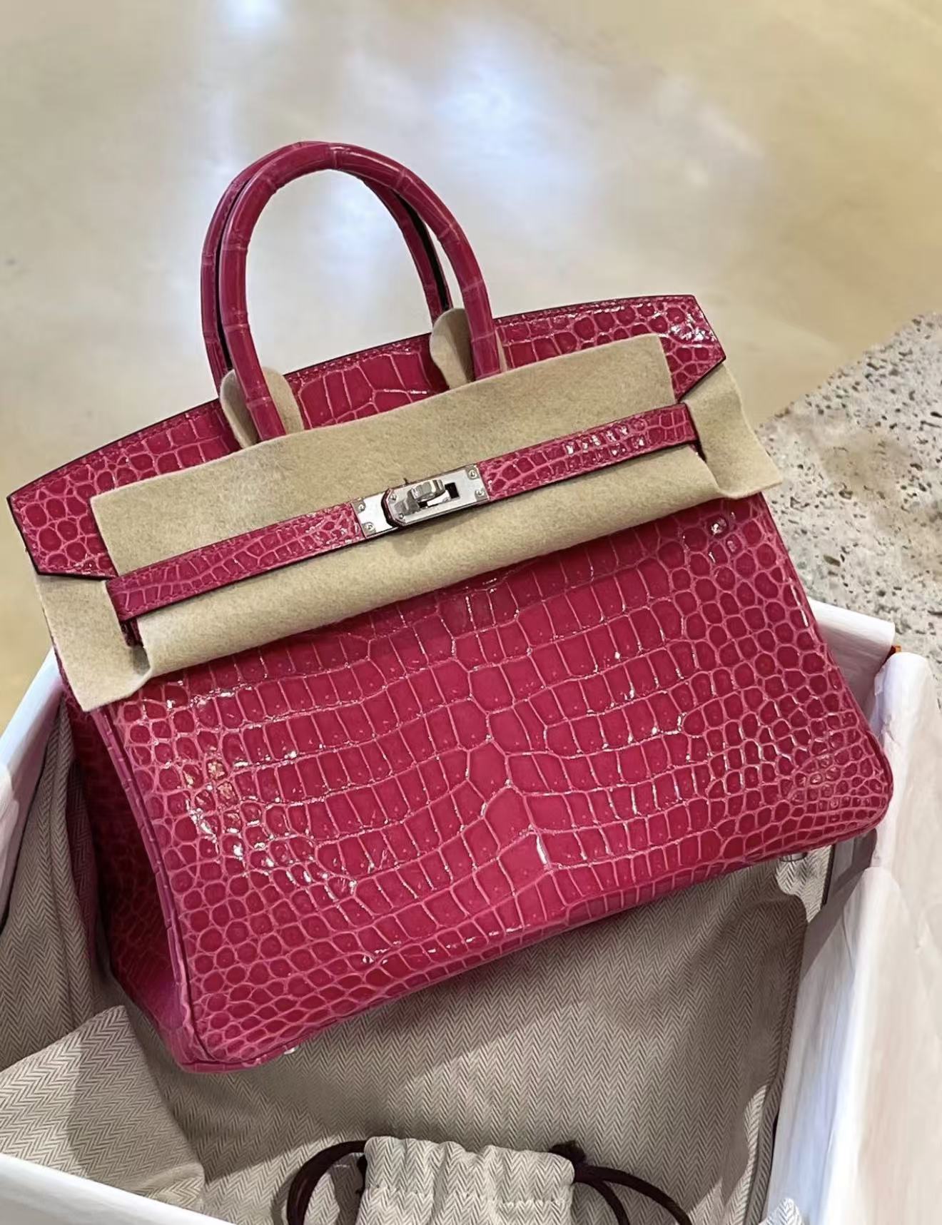 Birkin  25-30 Mexican Red Custom Crocodile Leather