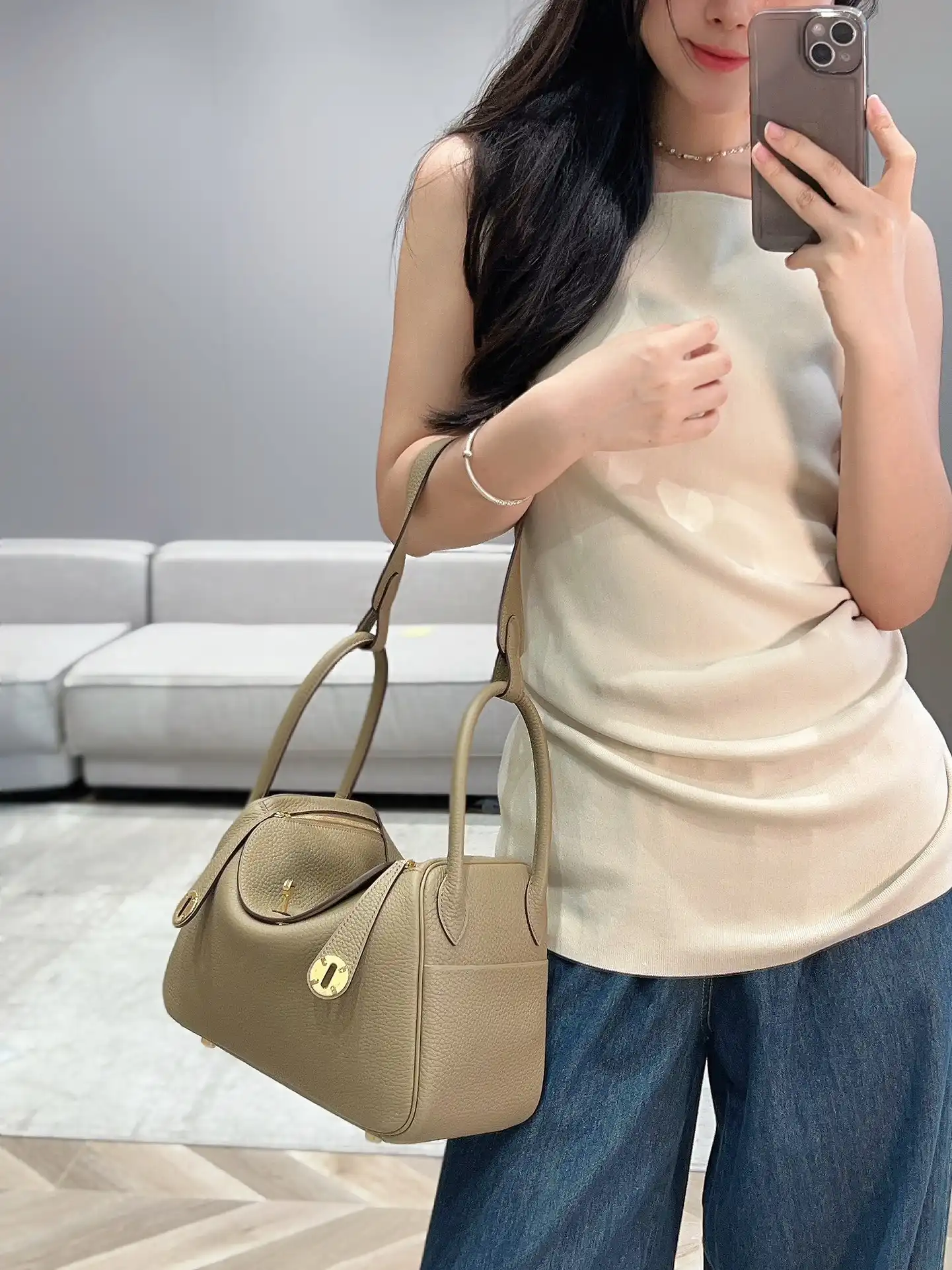 Lindy 26