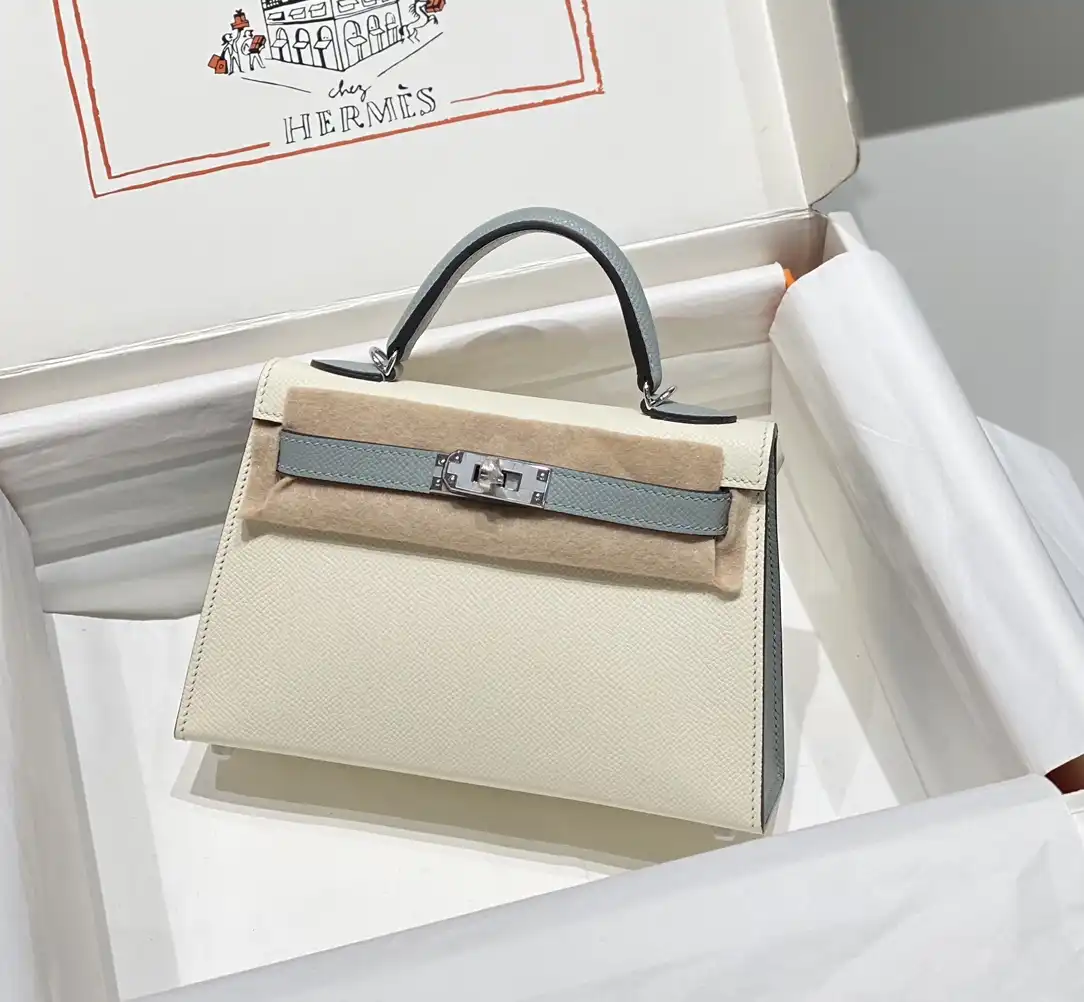 Epsom Mini Kelly 19