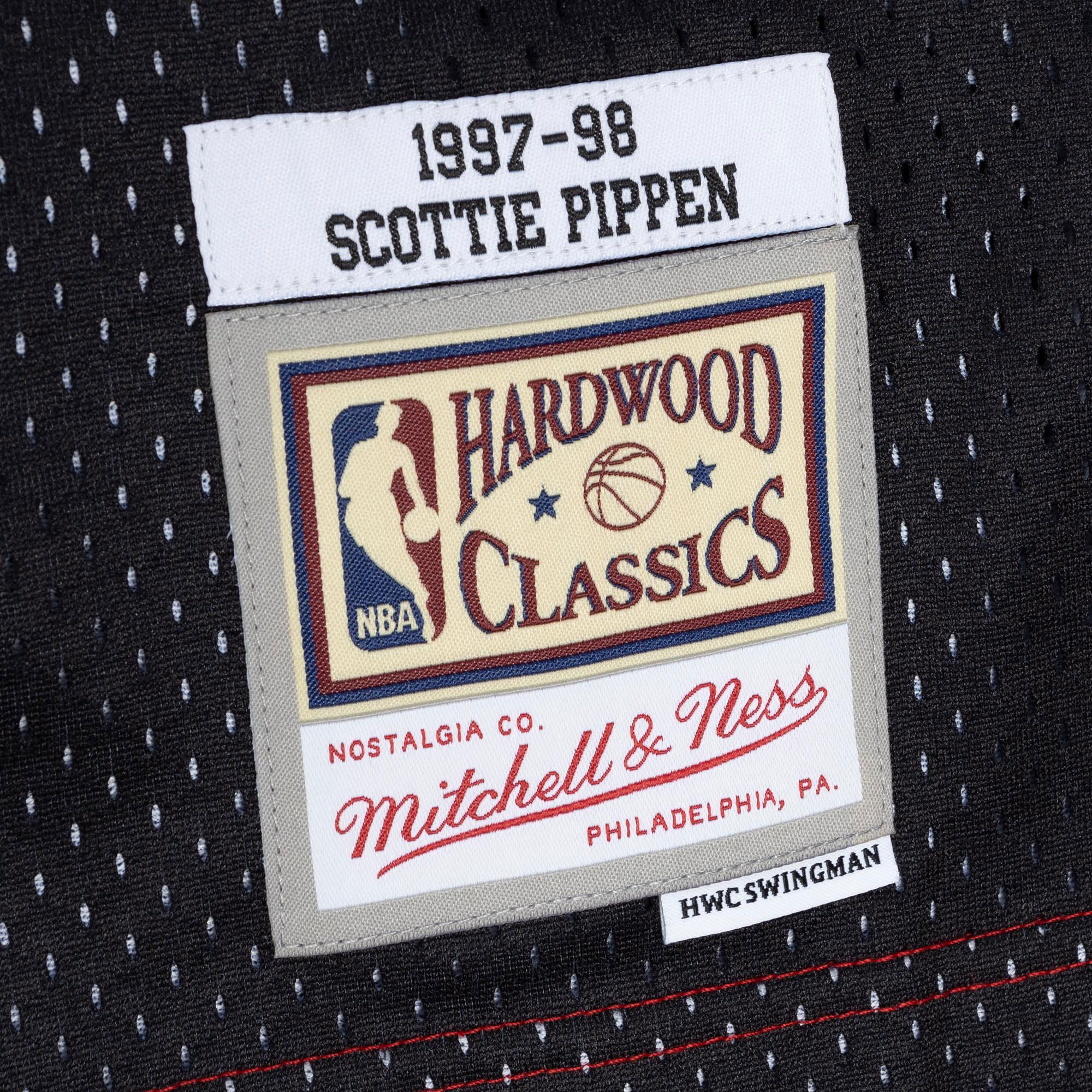 Scottie Pippen Chicago Bulls Mitchell & Ness Hardwood Classics 1997\/98 Split Swingman Jersey - Red\/Black