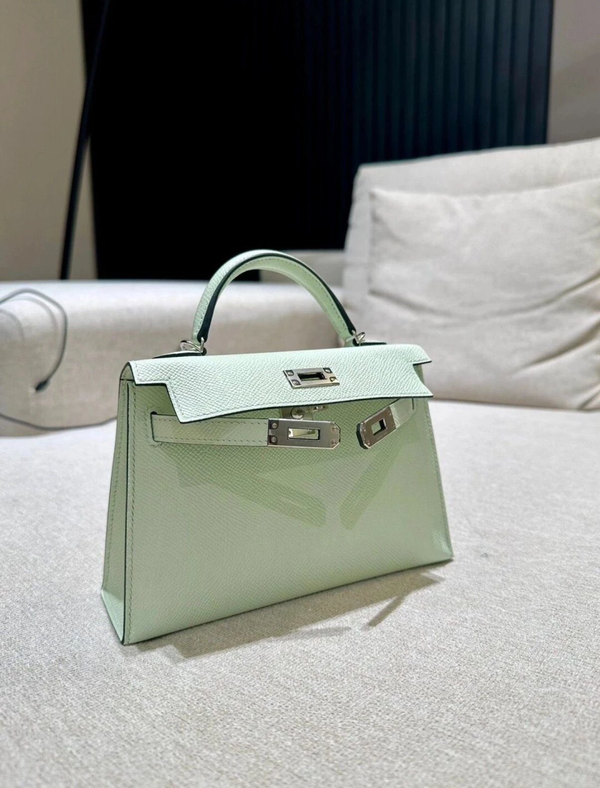 Kelly Mini 19 Bubble Green Custom-made - MOVEMENTARTISAN