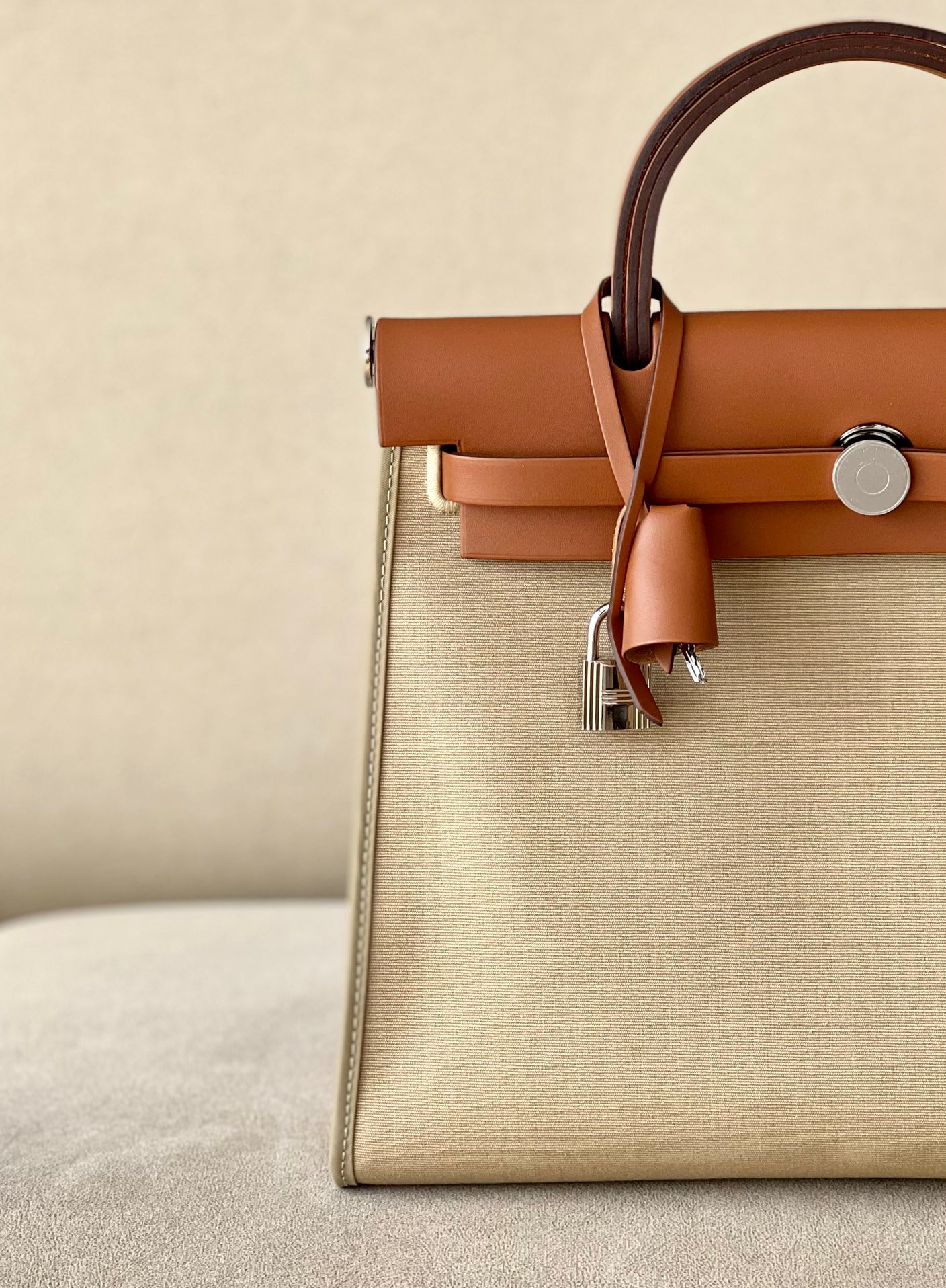 Herbag - MOVEMENTARTISAN