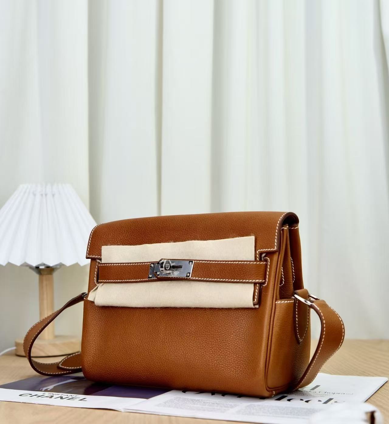 Kelly Messenger PM Brown Custom - MOVEMENTARTISAN