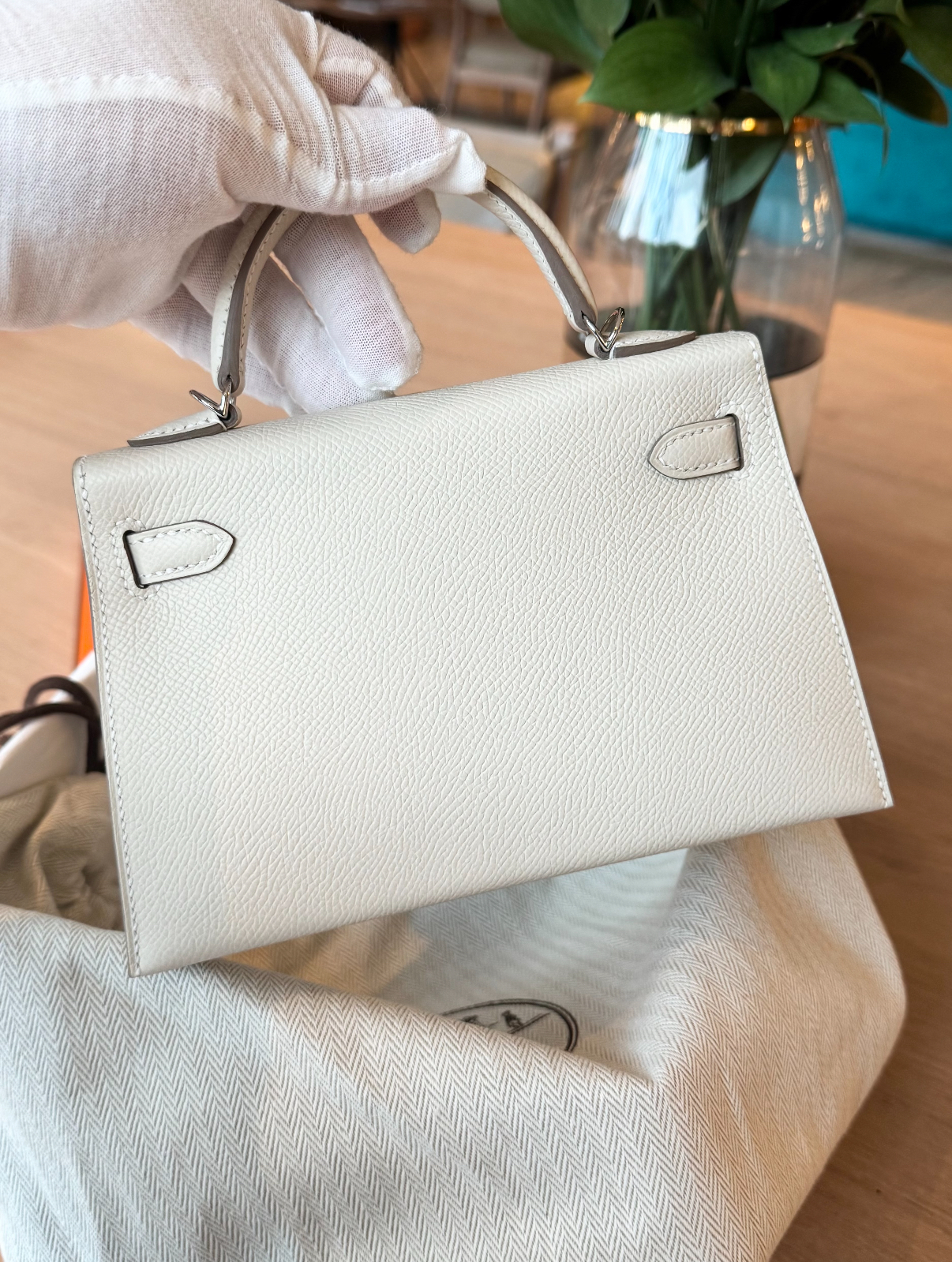 Kelly mini 2 off-white custom - MOVEMENTARTISAN