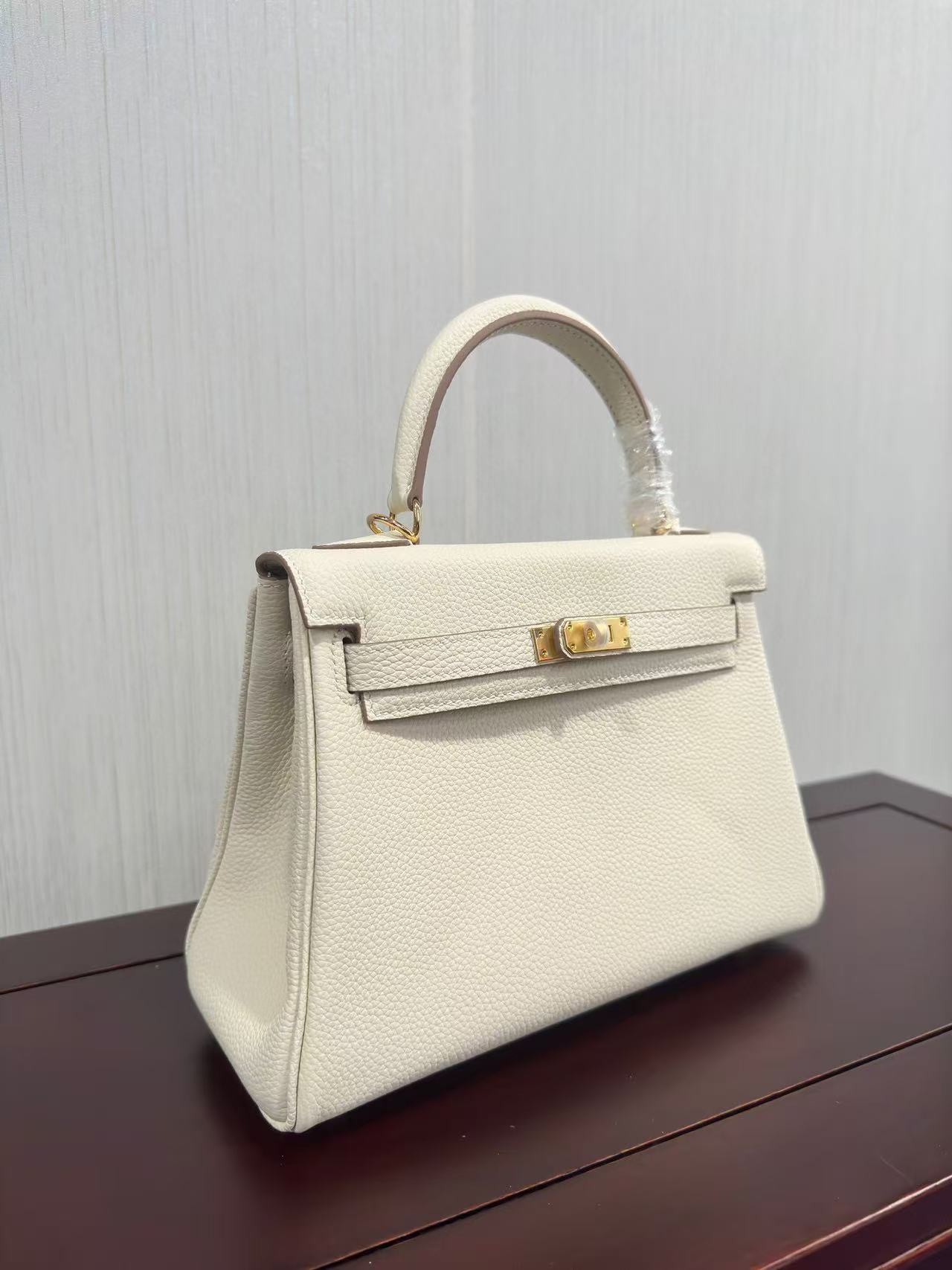 Kelly 25-28 custom calfskin - MOVEMENTARTISAN