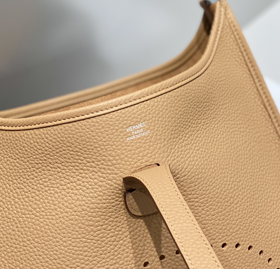 Evelyn 16-29 custom - MOVEMENTARTISAN