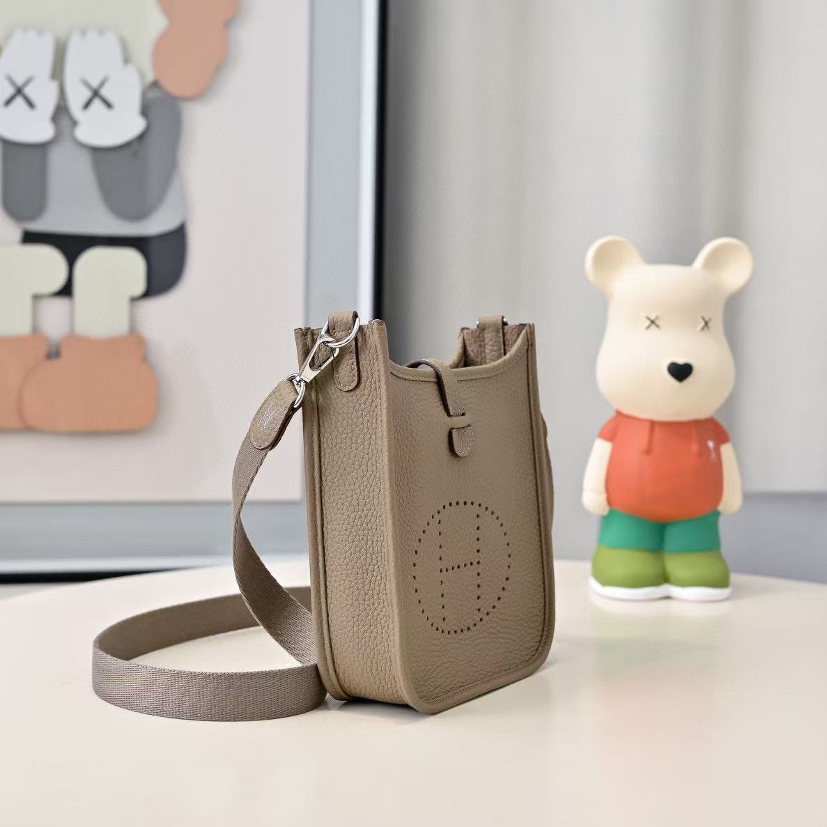 Evelyn 16-29 Custom-made - MOVEMENTARTISAN