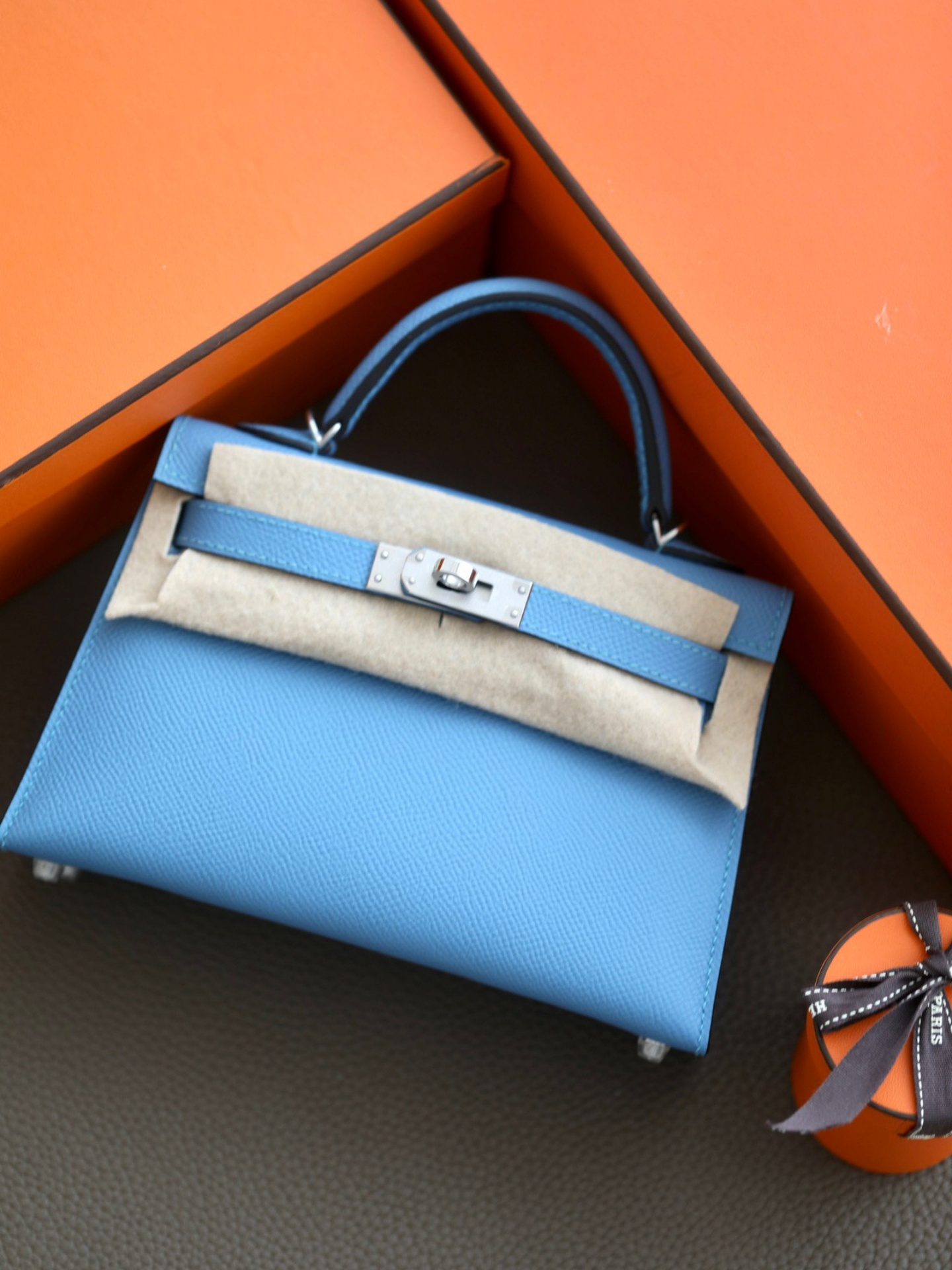 Kelly2 Mini 19 - MOVEMENTARTISAN