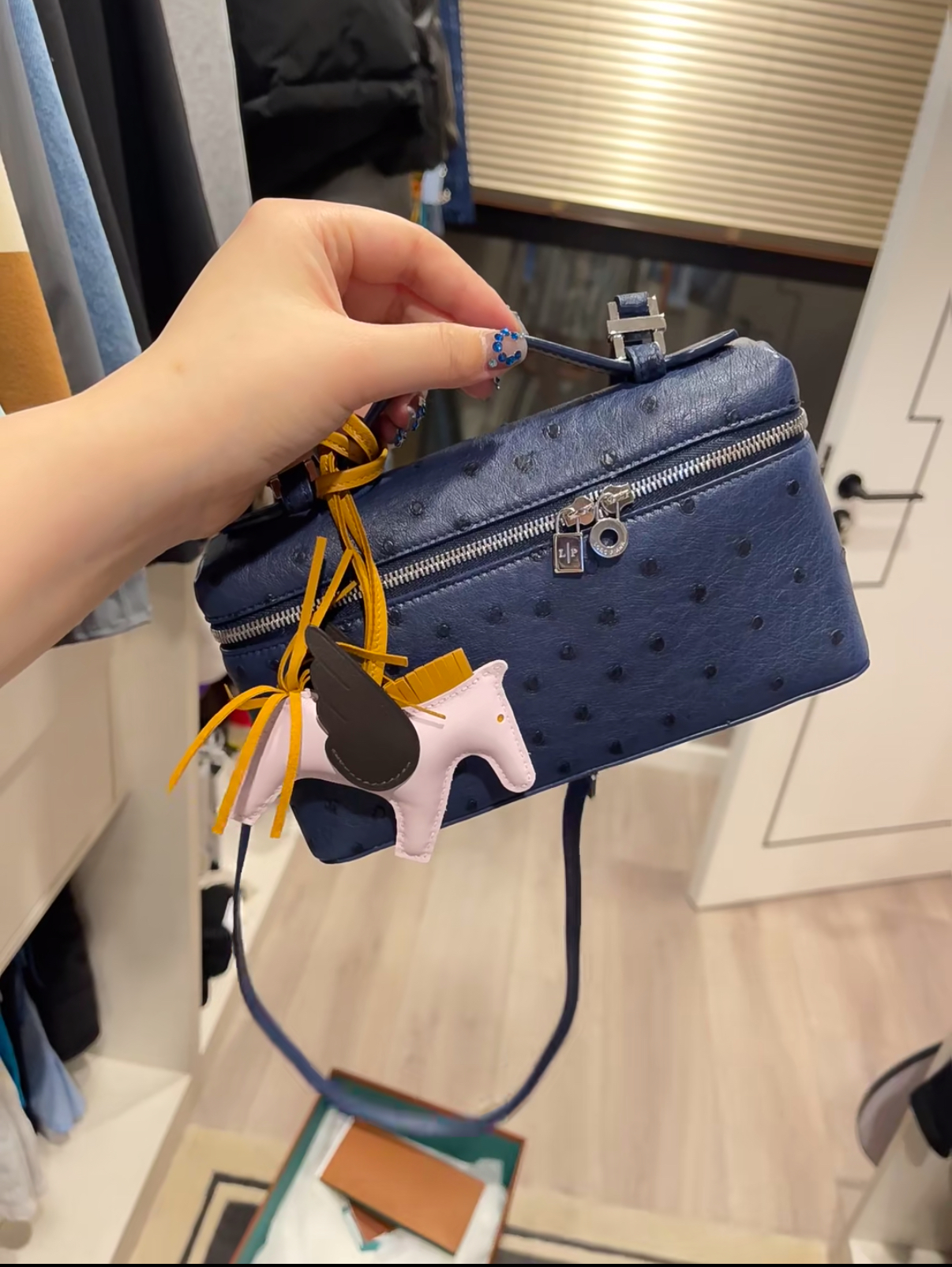 Loro piana 19 Ostrich leather - MOVEMENTARTISAN