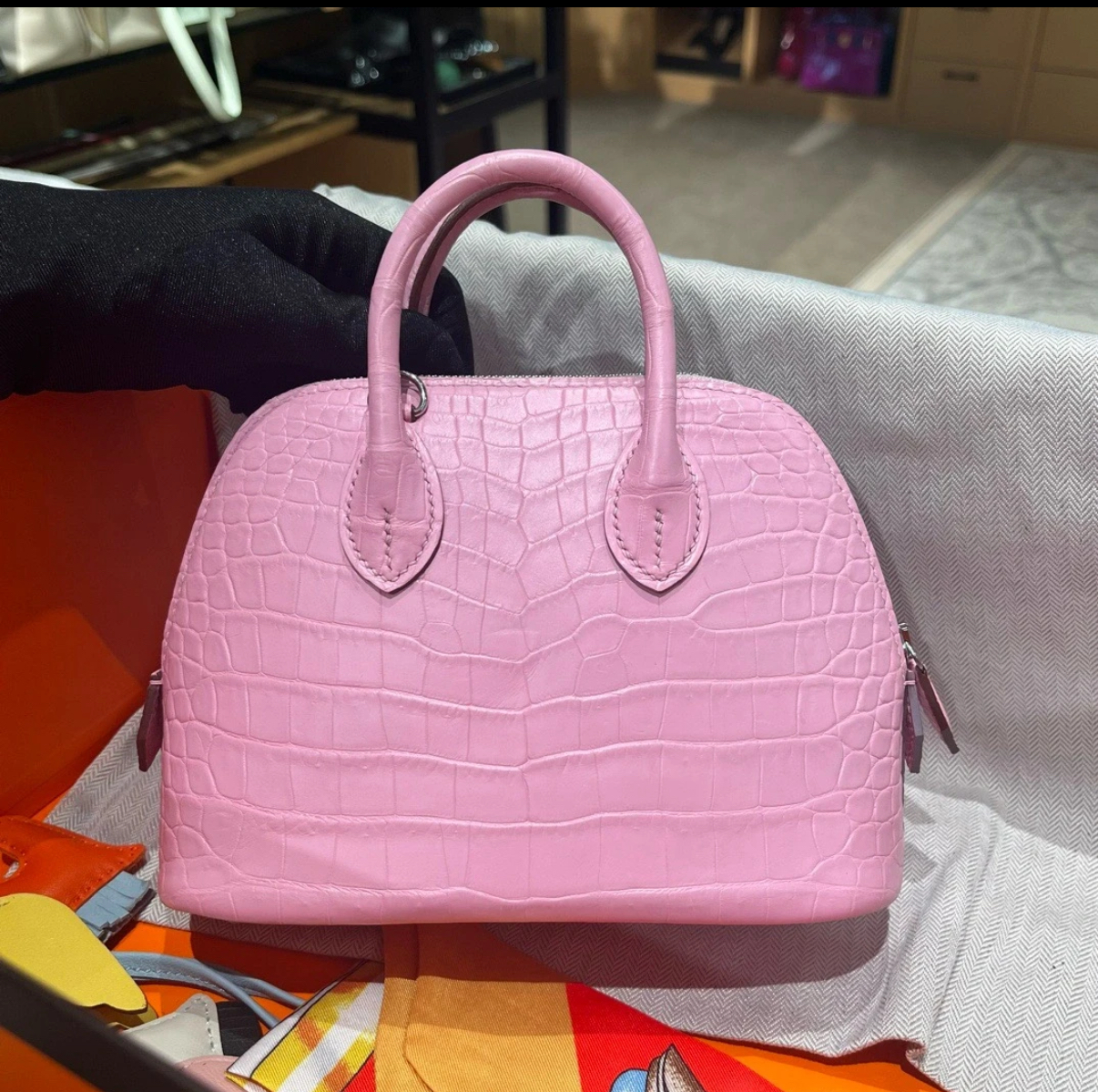 Bolide Mini 18CM Matte crocodile leather cherry blossom pink - MOVEMENTARTISAN