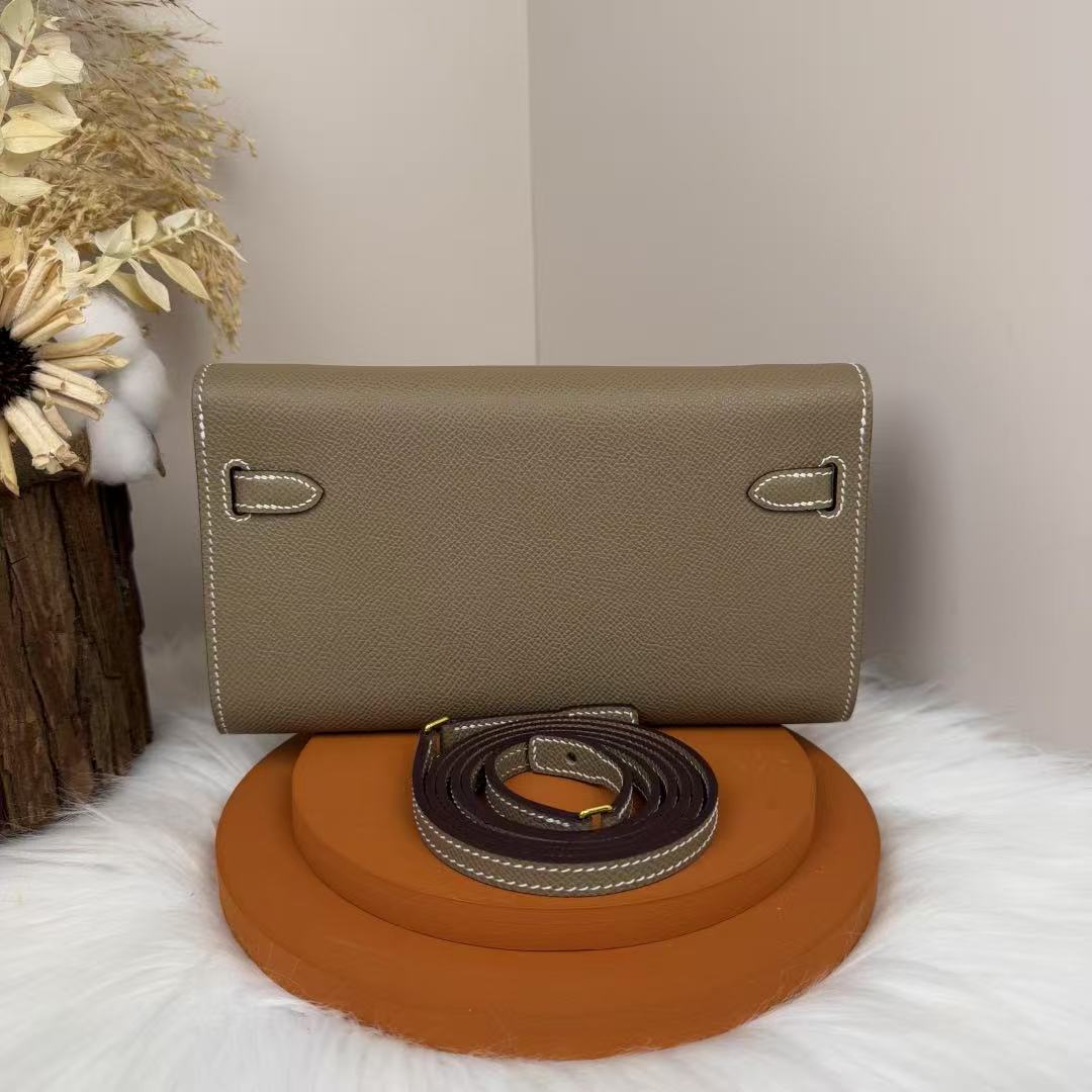 Kelly wallet Custom-made - MOVEMENTARTISAN