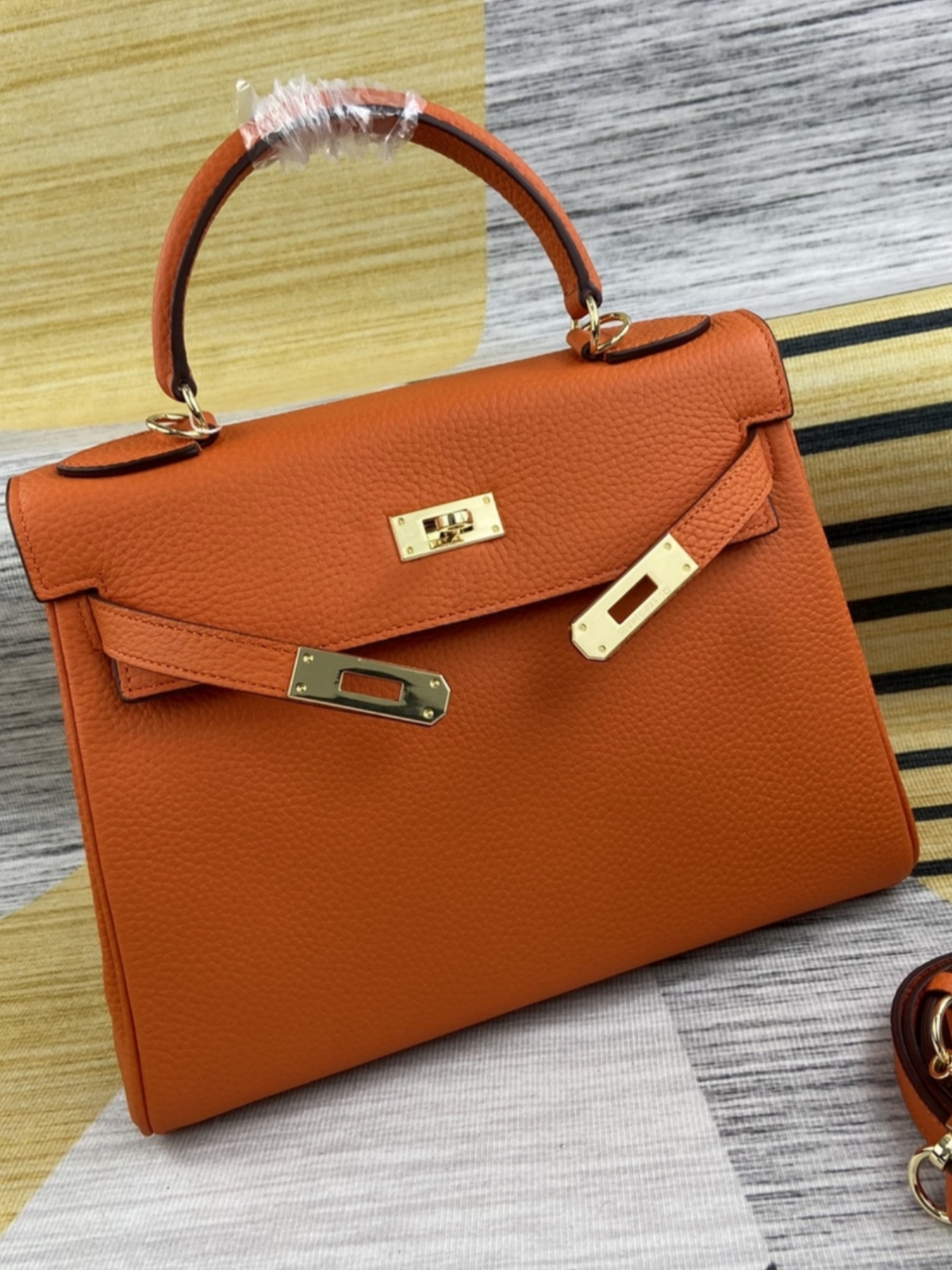 Kelly 25-28 TOGO - MOVEMENTARTISAN