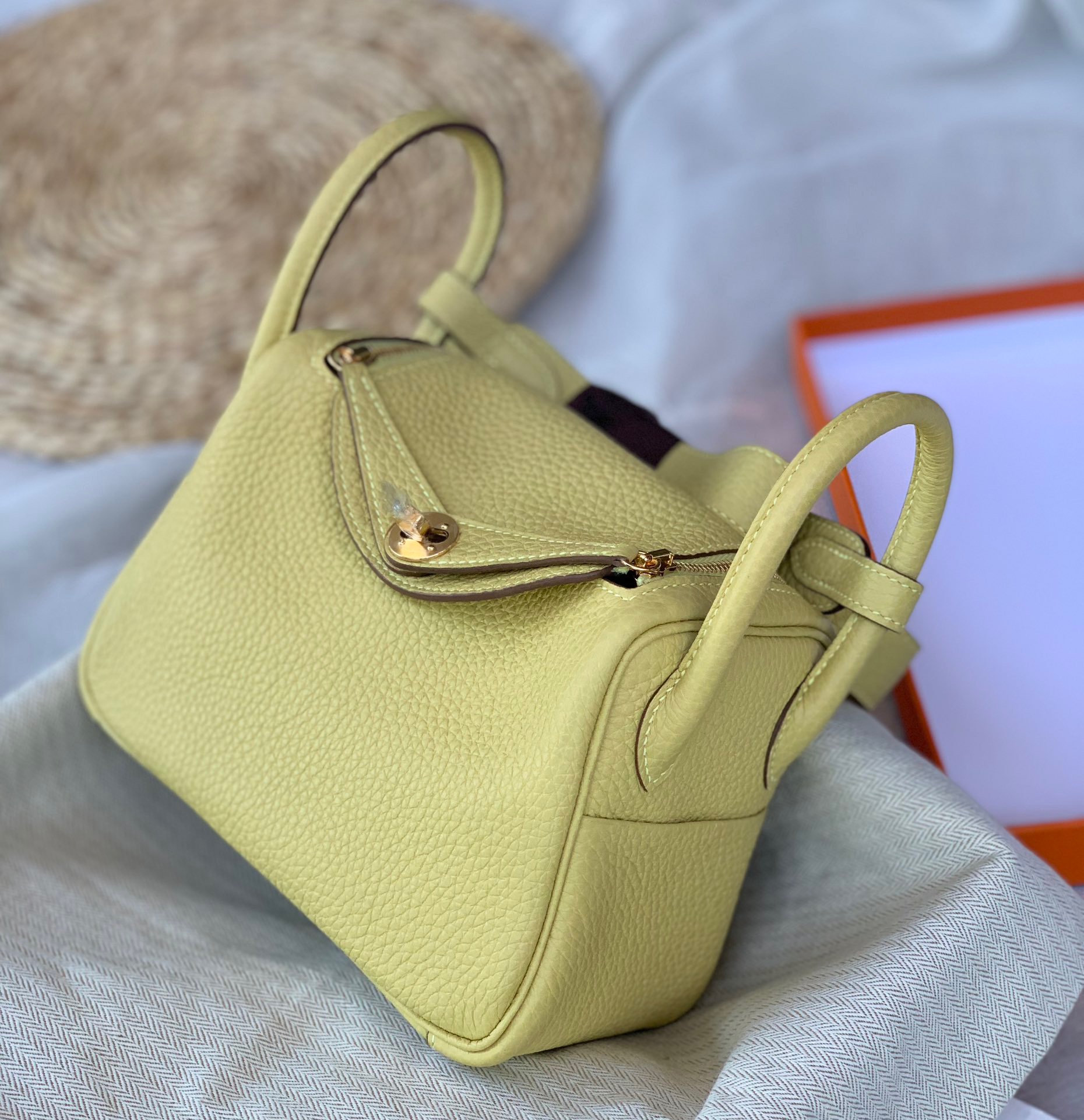 Lindy 19-26 - MOVEMENTARTISAN