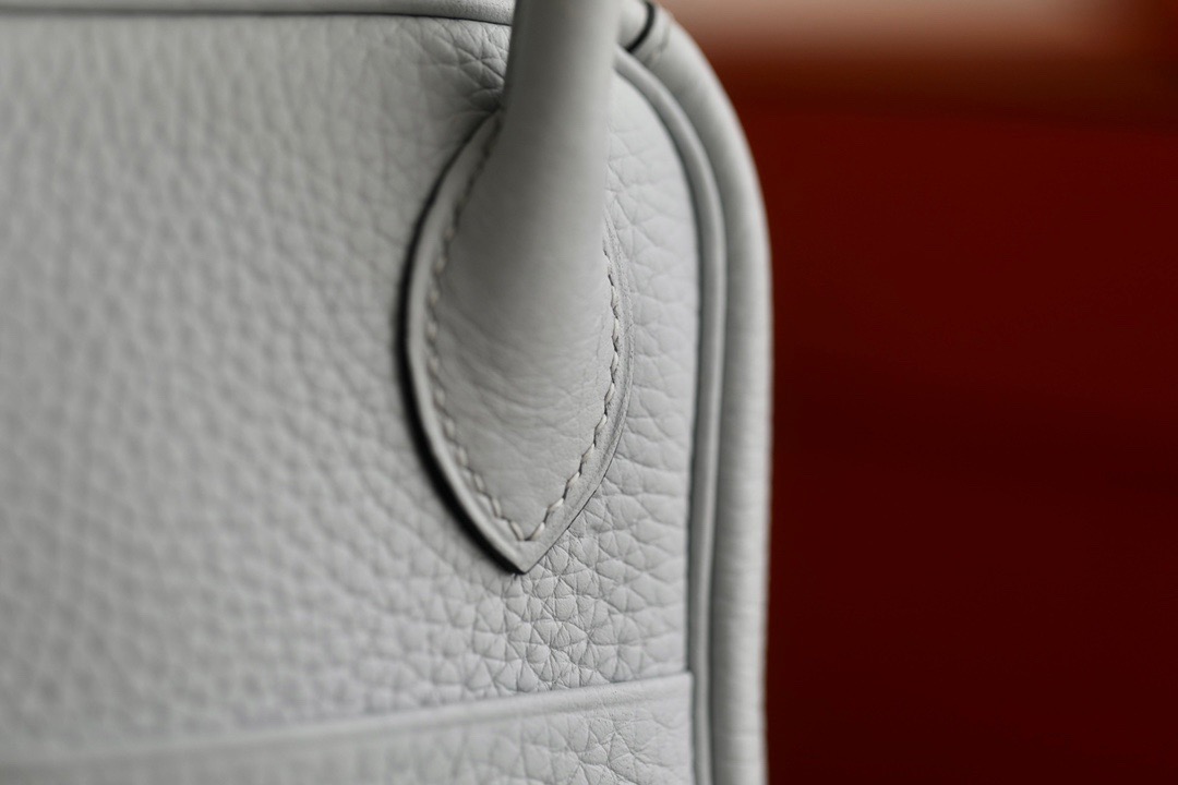 Lindy 19-26 - MOVEMENTARTISAN