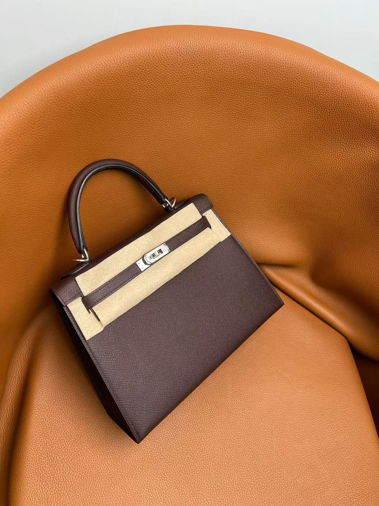 Kelly 25-28 custom calfskin - MOVEMENTARTISAN