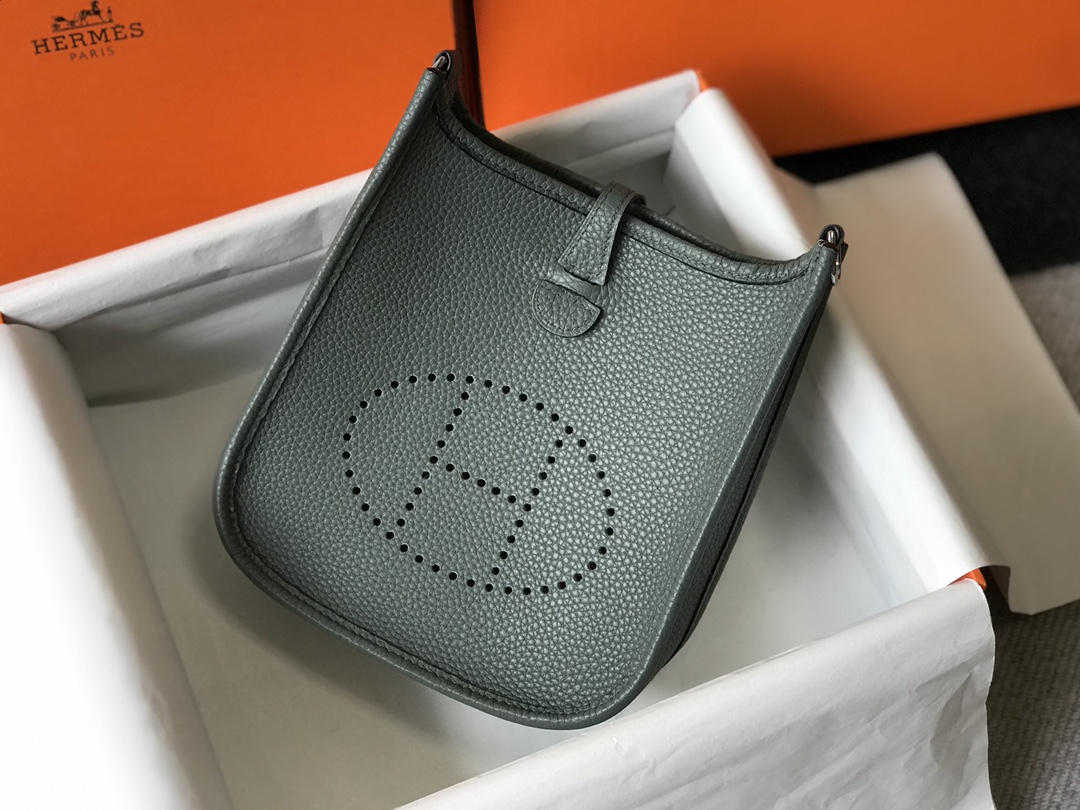 Evelyn 16-29 custom - MOVEMENTARTISAN