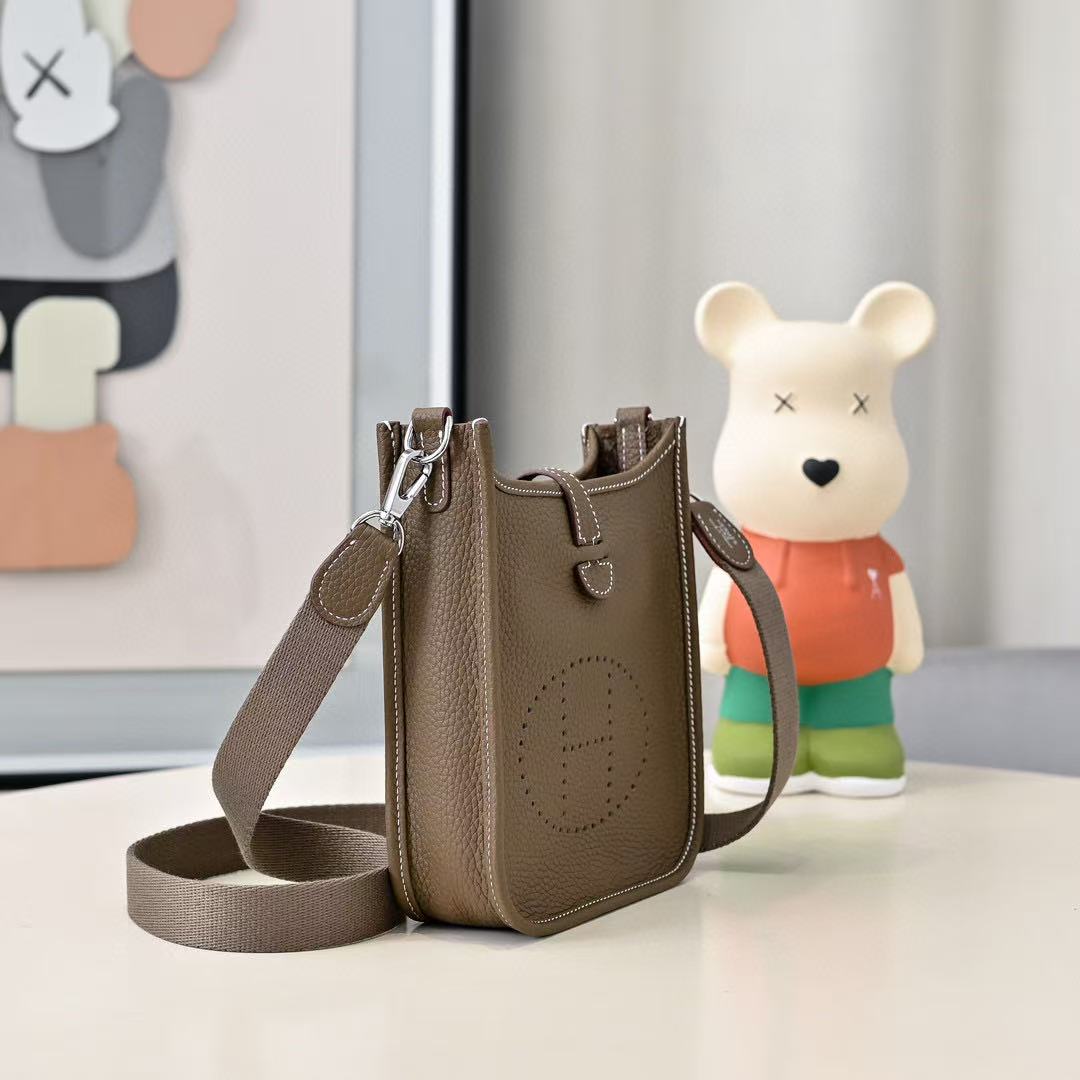 Evelyn 16-29 Custom-made - MOVEMENTARTISAN