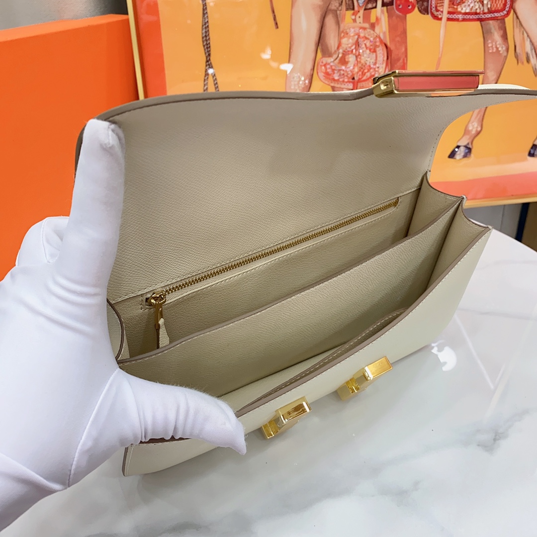 Constance Mini 26 - MOVEMENTARTISAN