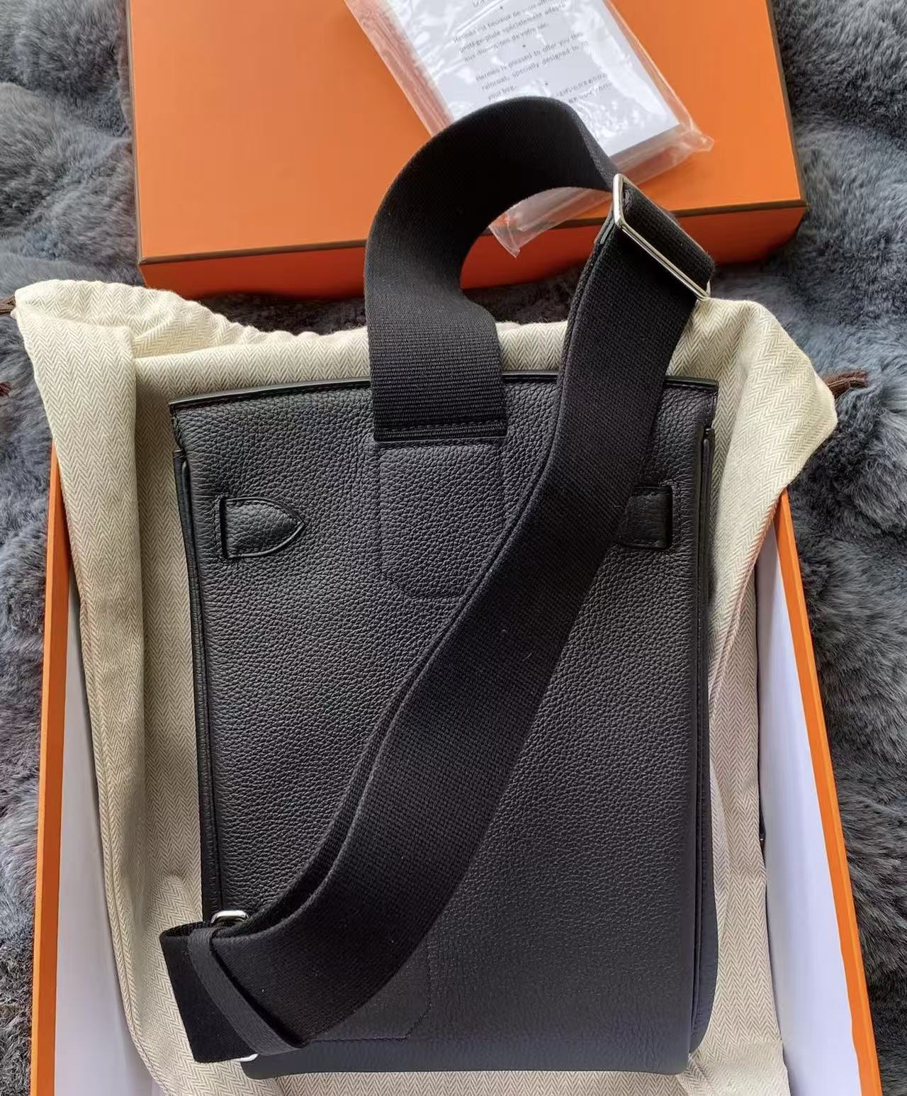 Hac a doc black Togo leather custom - MOVEMENTARTISAN