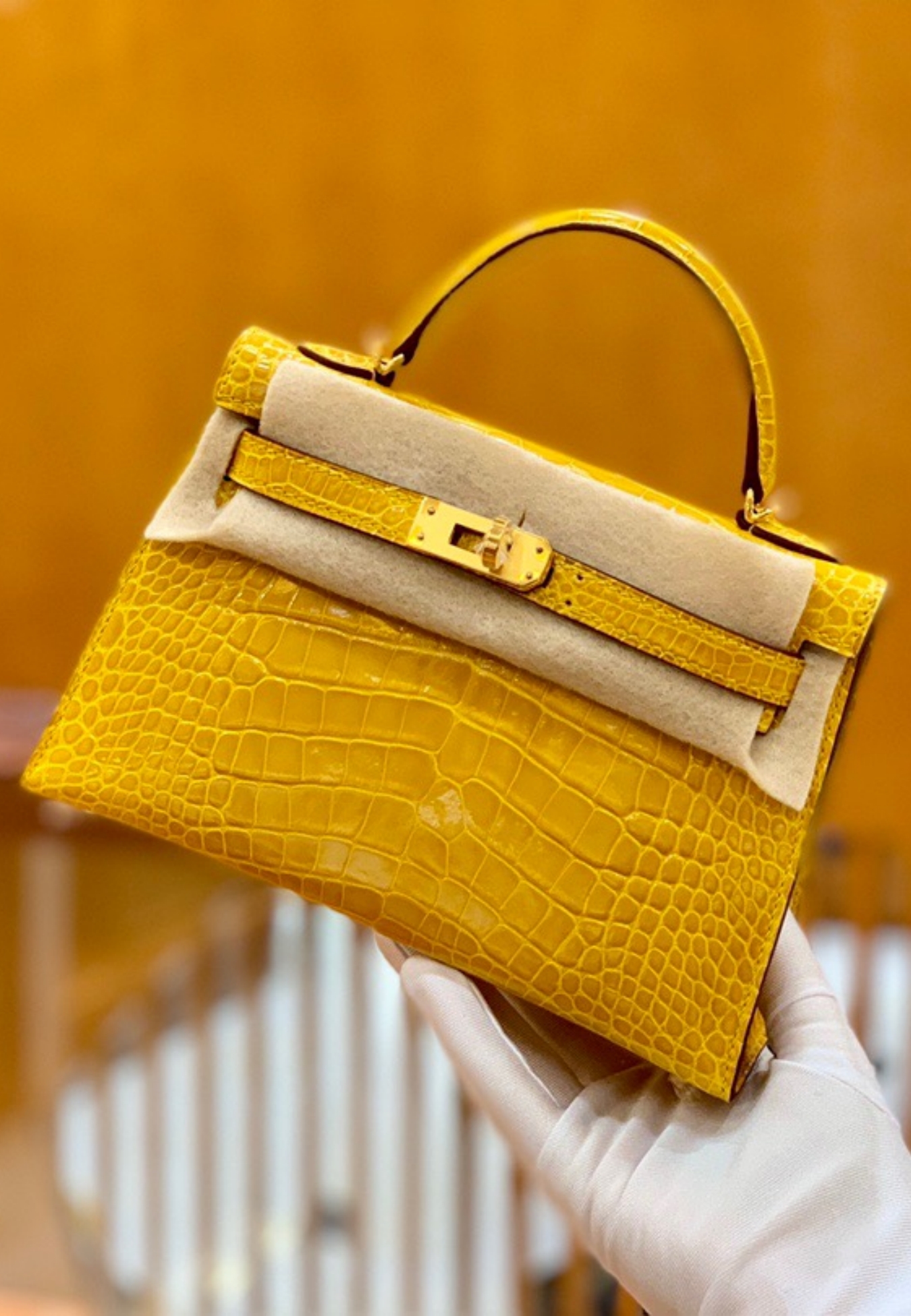 Kelly1 Mini 19 crocodile skin - MOVEMENTARTISAN