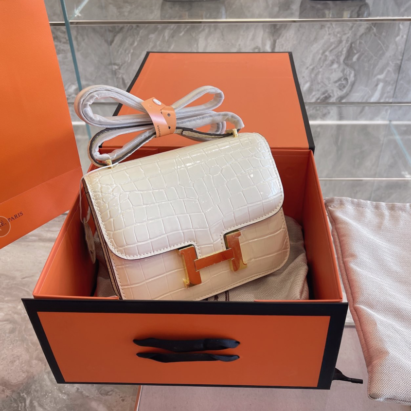 Constance Mini 19 - MOVEMENTARTISAN