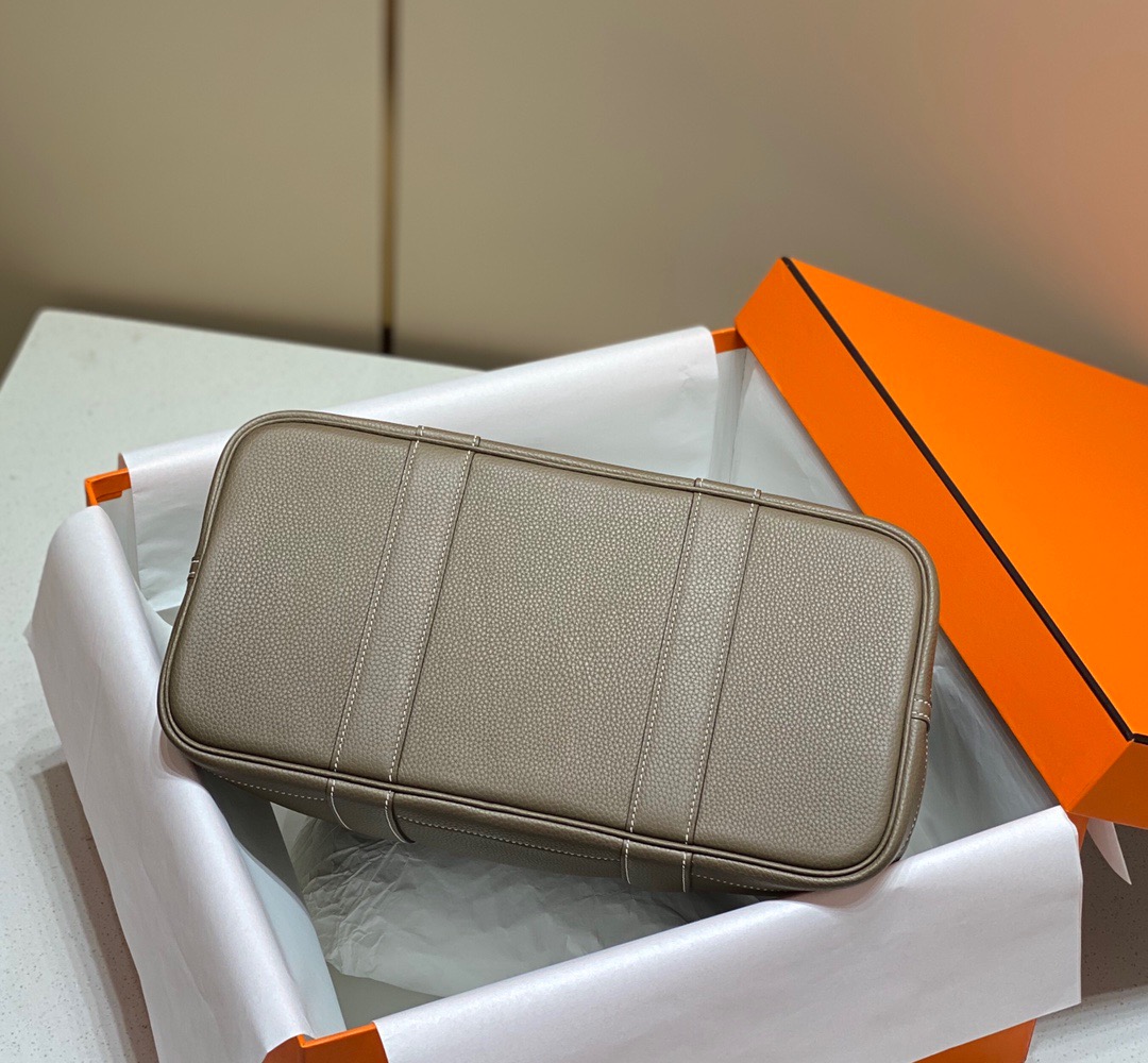 Garden party 30-36 - MOVEMENTARTISAN