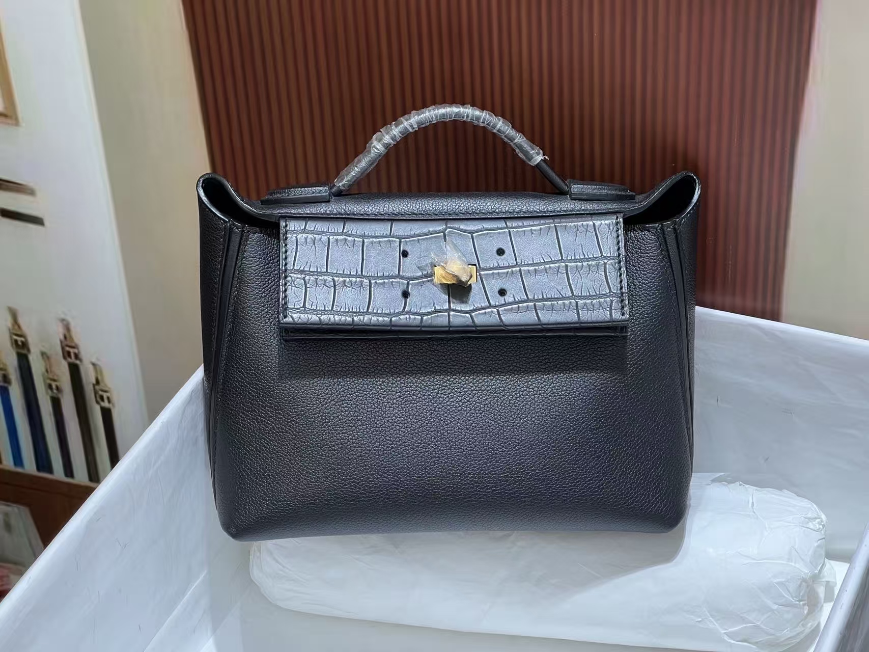 Crocodile leather patchwork cowhide 2424 Black gold buckle - MOVEMENTARTISAN