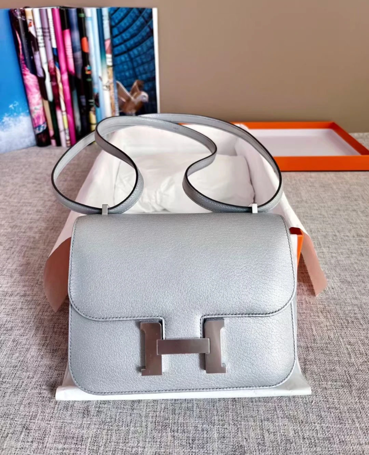 Constance 19 Olympic Silver Goatskin Custom - MOVEMENTARTISAN