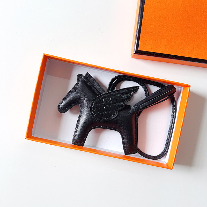 H Hand sewn pony pendant - MOVEMENTARTISAN