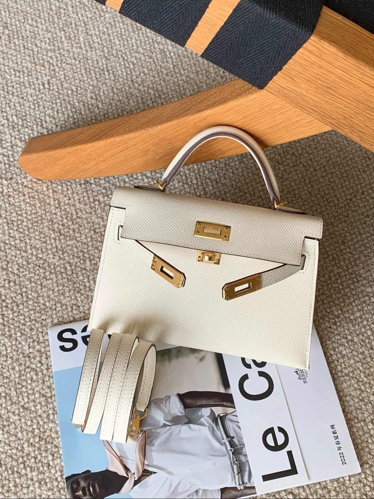 Kelly mini 2 19 crema EPSOM fibbia oro personalizzata - MOVEMENTARTISAN