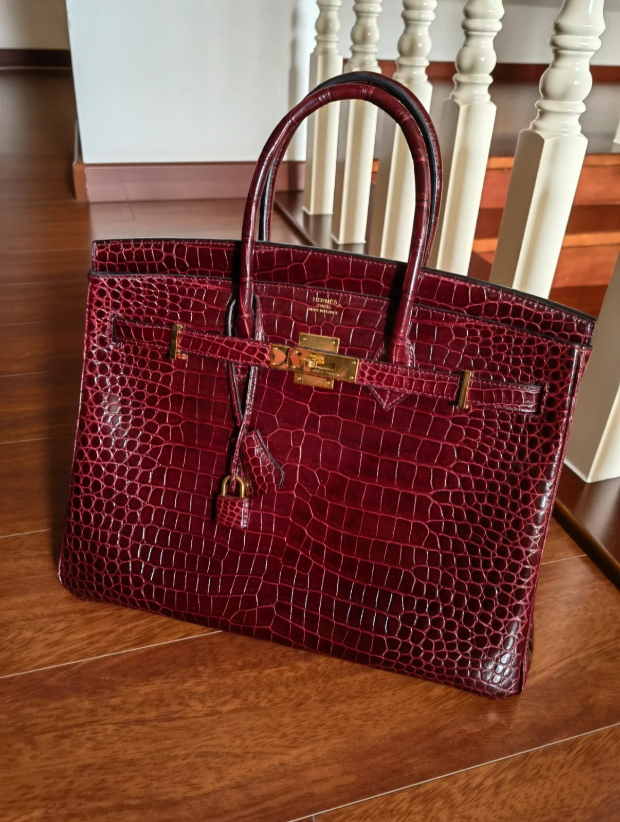 Birkin 35 inverted V red hand-made custom crocodile leather - MOVEMENTARTISAN