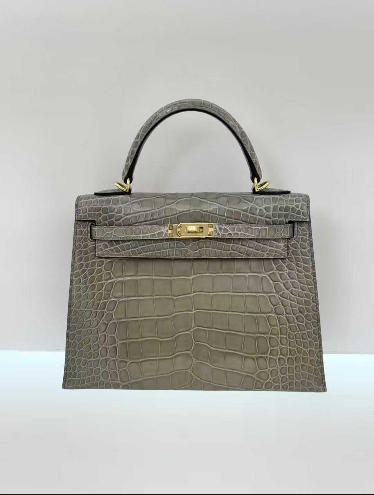 Kelly 25-28 Dove Grey Crocodile Leather Custom - MOVEMENTARTISAN