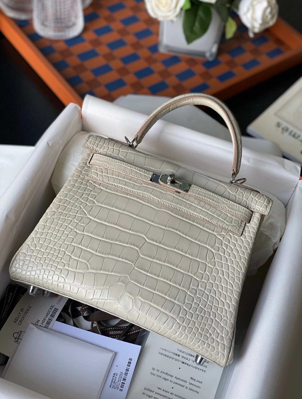 Kelly 25-28 Glacier White Matte Crocodile Leather Custom - MOVEMENTARTISAN