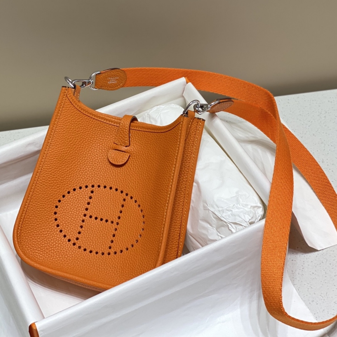 Evelyn 16-29 custom - MOVEMENTARTISAN