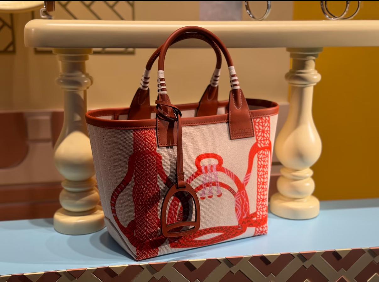 Steeple 25 handbag custom - MOVEMENTARTISAN