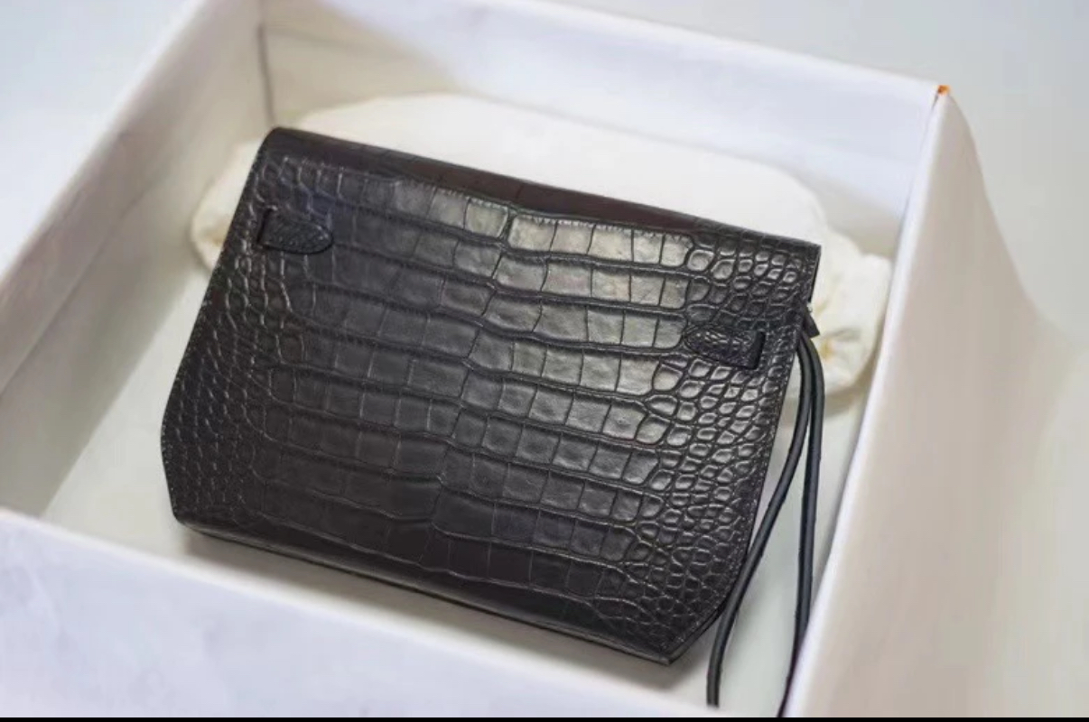 Kelly Depeches 25 American crocodile leather  ♦️Black - MOVEMENTARTISAN
