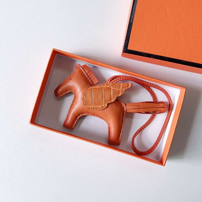 H Hand sewn pony pendant - MOVEMENTARTISAN