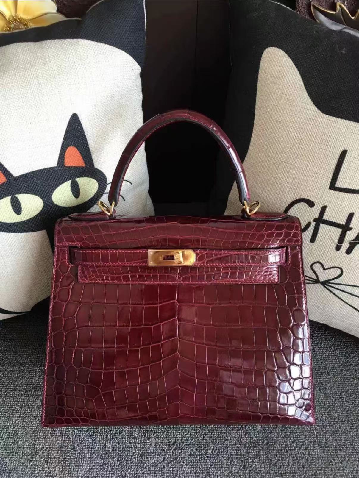 Kelly 25-28 Bordeaux red crocodile leather Custom - MOVEMENTARTISAN