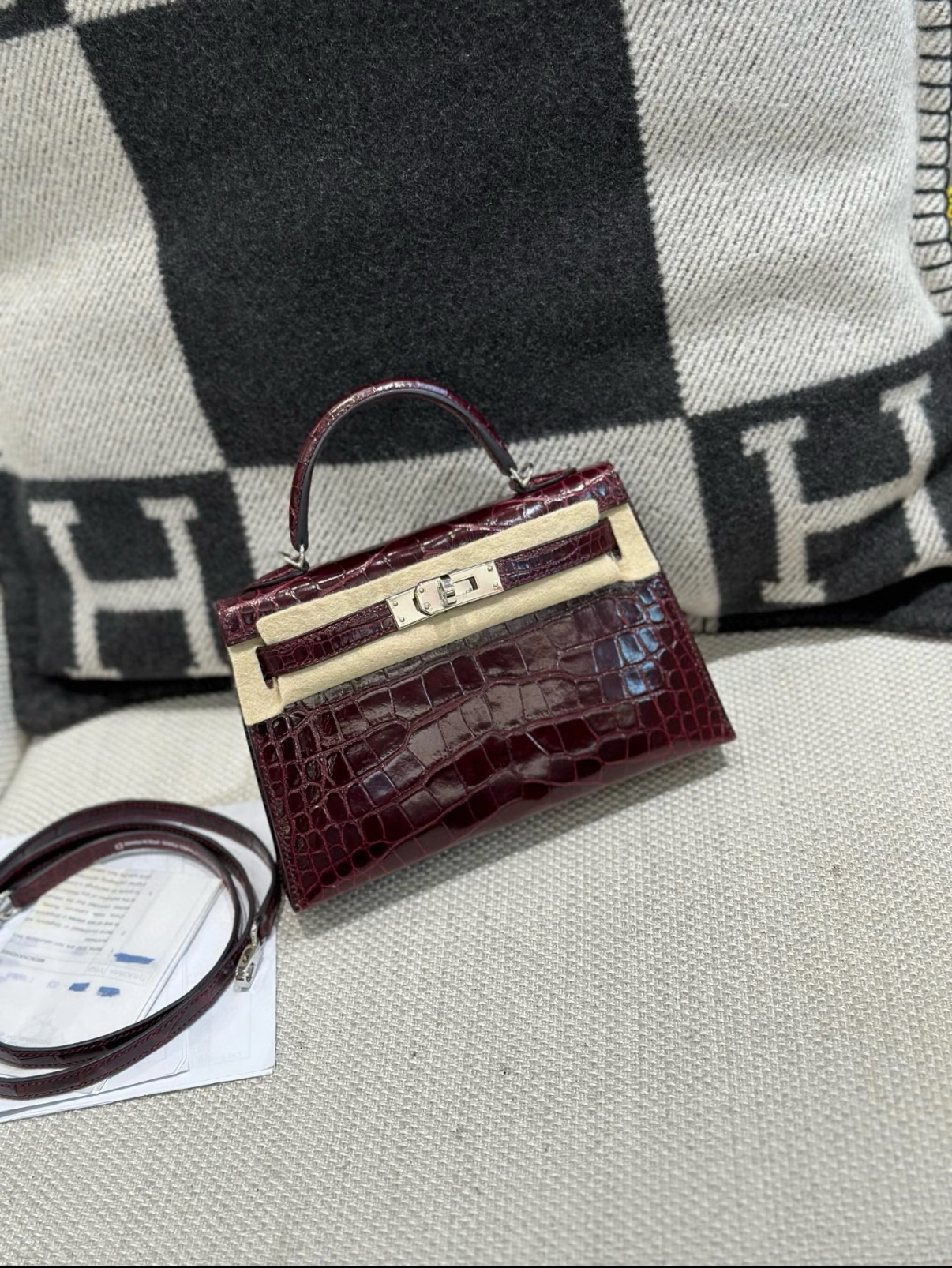 Kelly mini 20 Bordeaux red matte silver buckle  crocodile leather Custom - MOVEMENTARTISAN