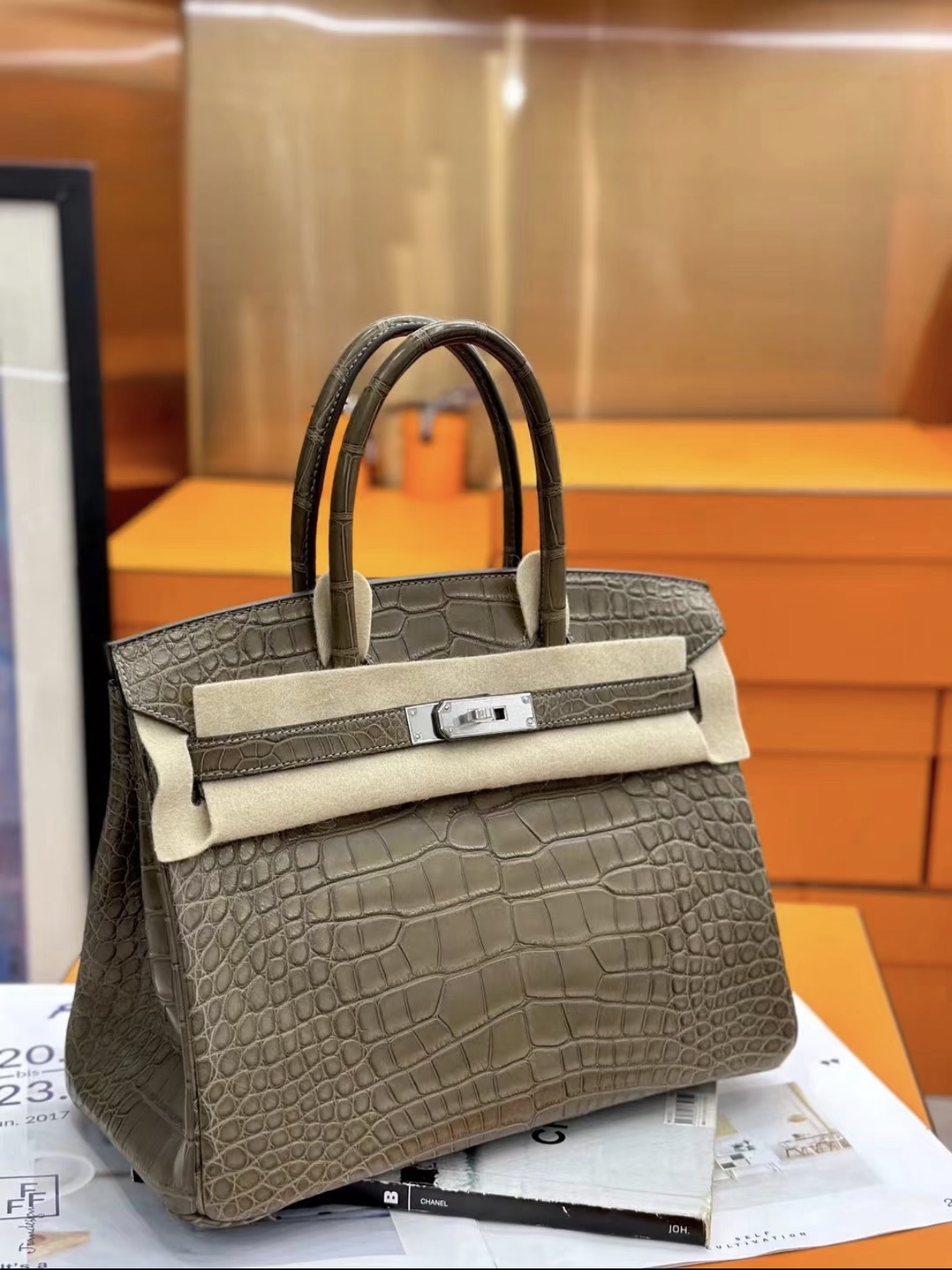 Birkin 25-35 elephant gray Silver hardware  crocodile leather custom - MOVEMENTARTISAN