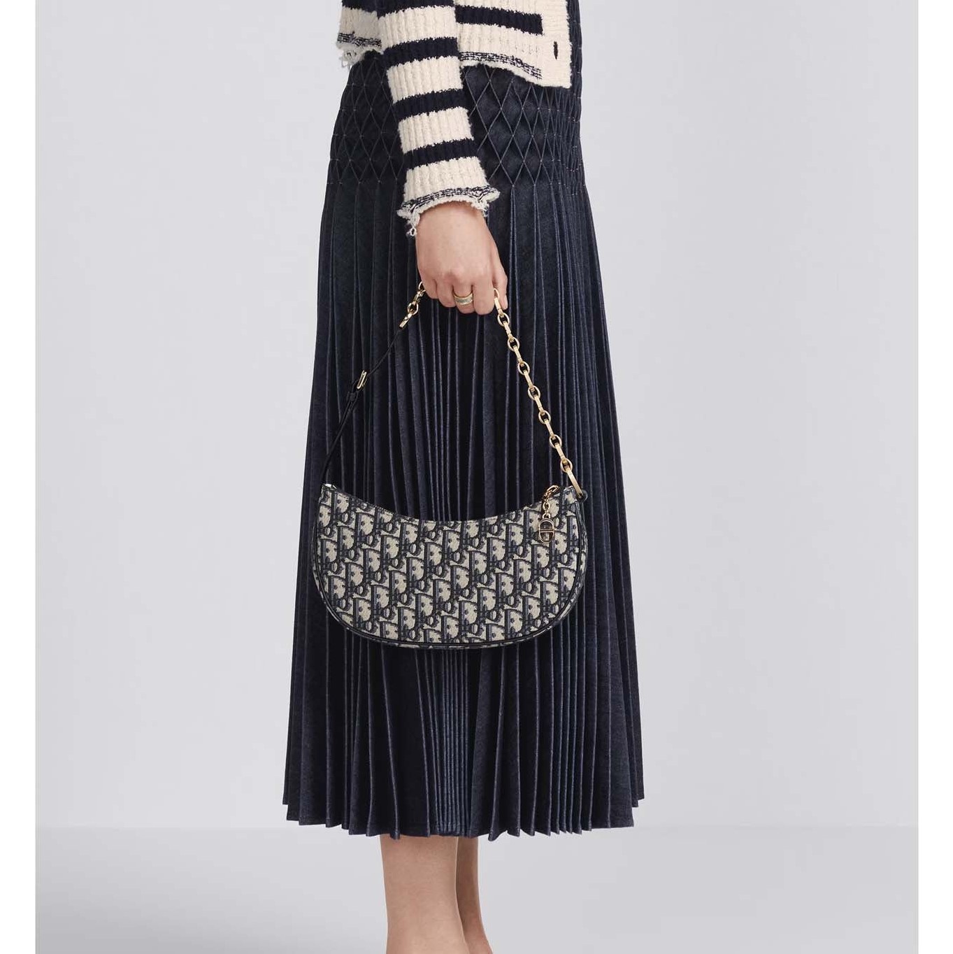 CD LOUNGE BAG - MOVEMENTARTISAN