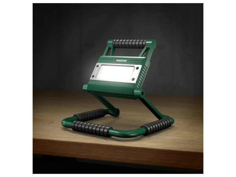 PARKSIDE® Projecteur LED avec batterie externe Powerbank PFLA 4400 B2. 20 W