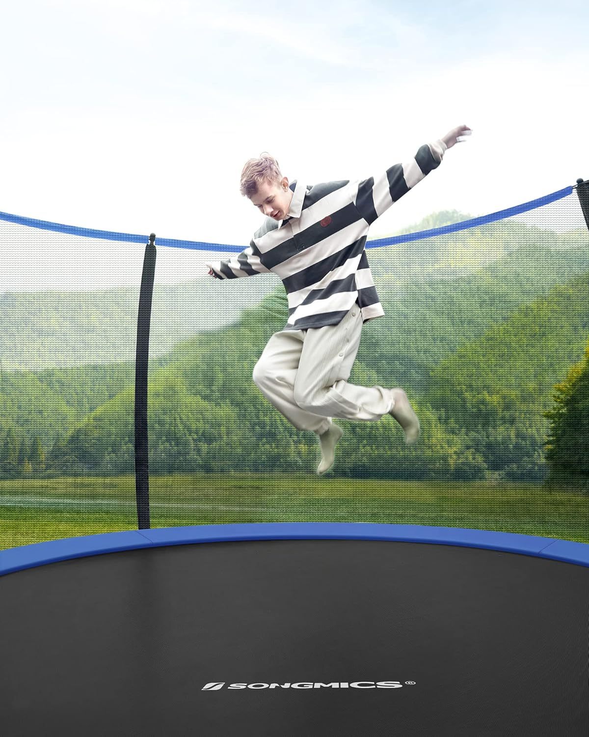 SONGMICS Outdoor Trampoline Ø 427 cm. Round Garden Trampoline for Children with Safety Net. Edge Cover. Ladder and Padded Poles